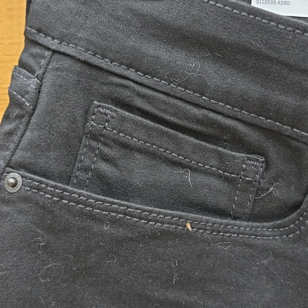 Signature Gold Levi Strauss Black Mid Rise Skinny Jeans 10S ** - Picture 5 of 7